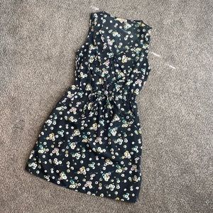 Sleeveless floral dress size small
